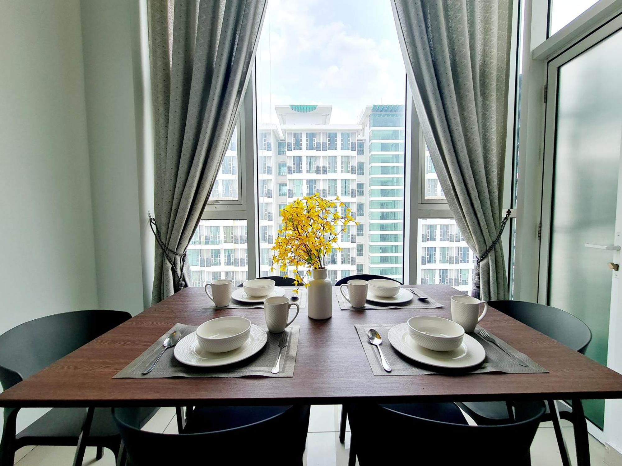 Pangsapuri 2 Bedroom Duplex 9 Guest Scott Garden Old Klang Road, Mid-valley, Bangsar, Bangsar South, Taman Desa, Kuchai Lama, Pearl Point,